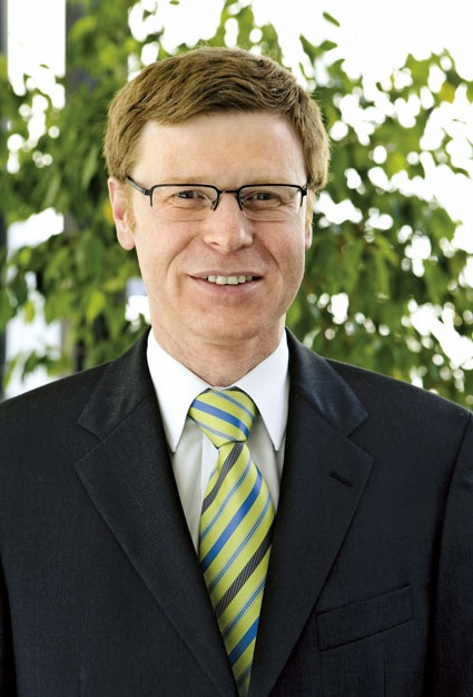 Prof. Dr. Helmut Friess, Direktor der Chirurgischen Klinik und Poliklinik am...