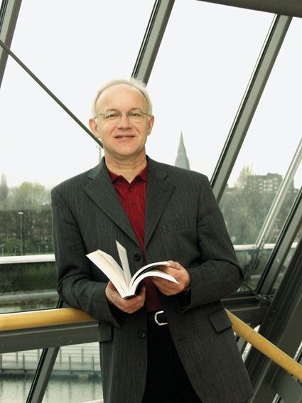 Priv.-Doz. Dr. Josef Hilbert, Sprecher des Netzwerks der deutschen...