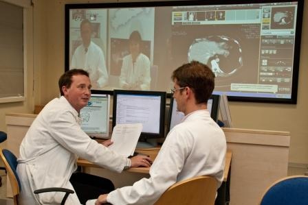 PD Dr. Gunnar Folprecht und PD Dr. Daniel Zips vom Universitäts KrebsCentrum...