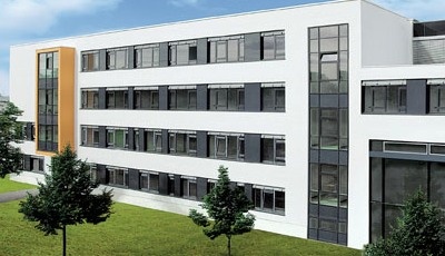 Durch den Einsatz einer modularen Bauweise wurde der Neueubau der neuen...