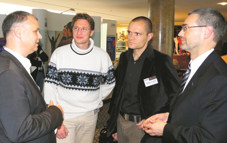 Ausgewählte Medica-Highlights im Vorfeld präsentiert: Präsentatoren und...