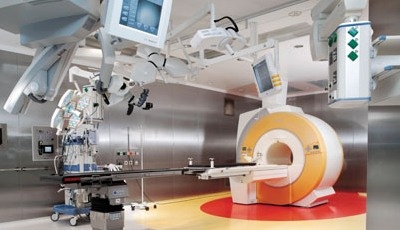 In einem Hybrid-OP, wie hier im Krankenhaus Günzburg, kommen die...