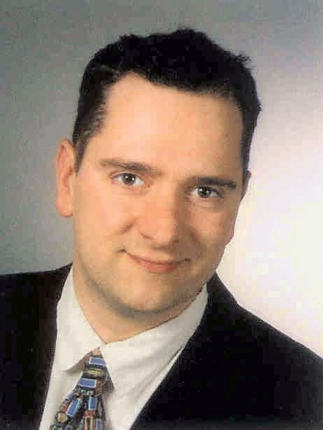 Prof. Dr. Christian Ernst, Lehrstuhl für Ökonomik und Management sozialer...