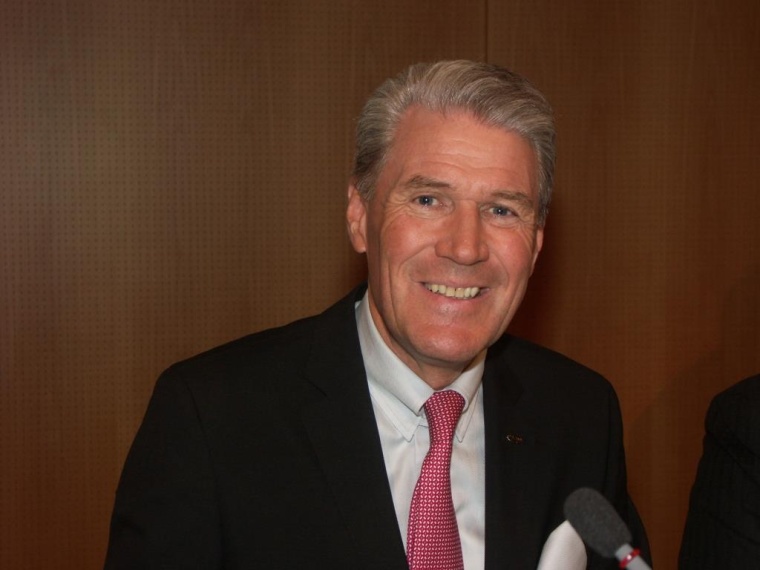 Anton J. Schmidt, Vorstandsvorsitzender der P.E.G.