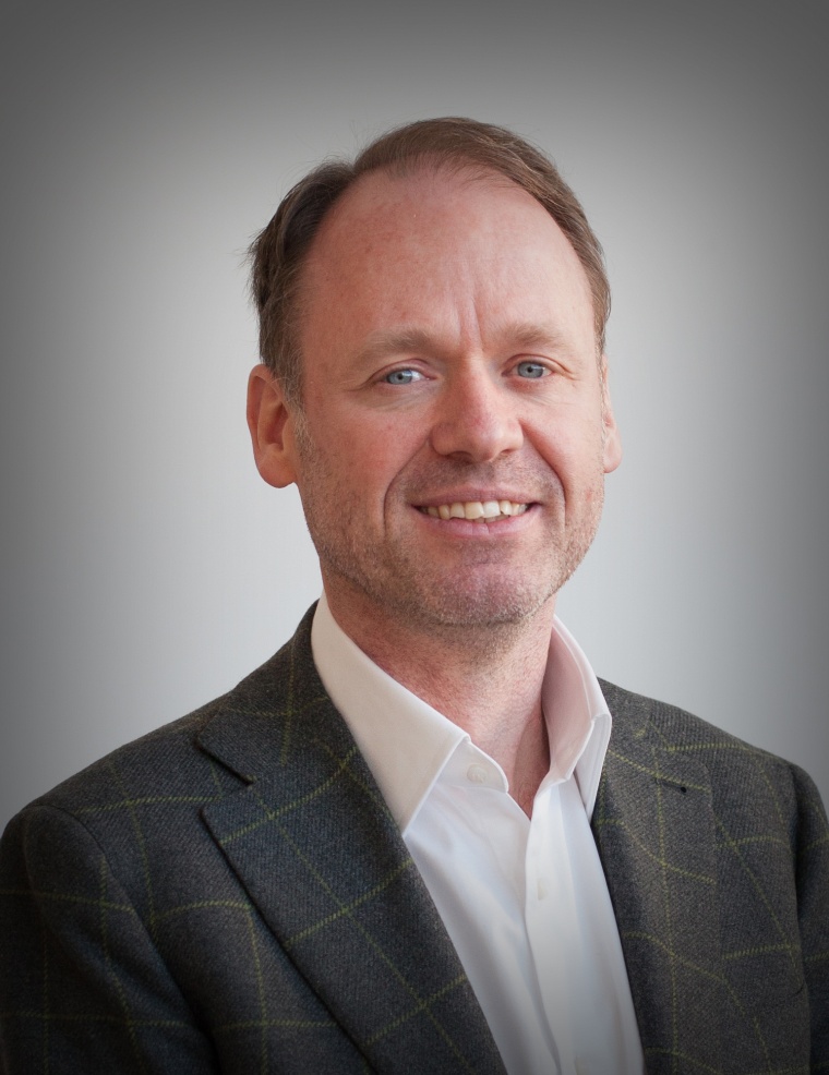 Prof. Dr. Wilhelm Behringer, Leiter Zentrum für Notfallmedizin, UKJ.