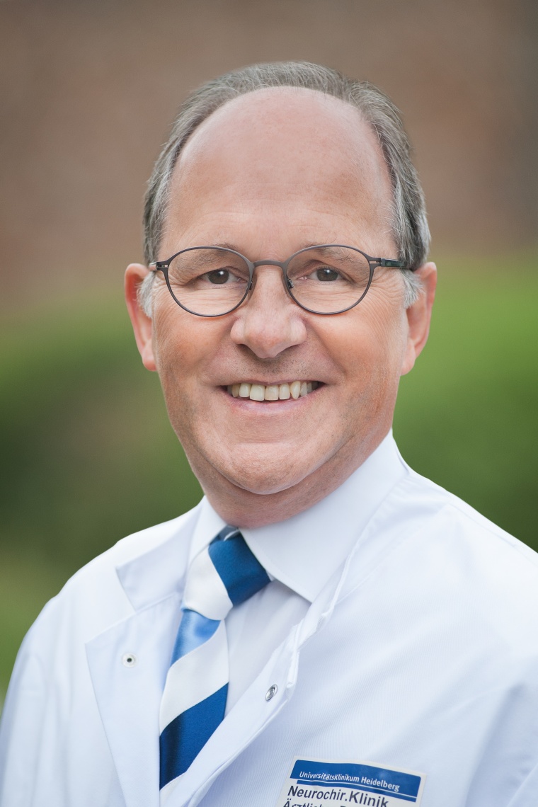 Prof. Dr. Andreas Unterberg, Direktor der Klinik und Poliklinik für...