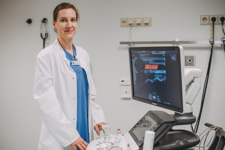 Dr. Julia Aland ist Oberärztin in der Inneren Klinik am Diakonissenkrankenhaus...