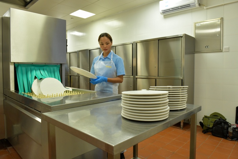 Hygieniker bestätigt: Nach einem Spülgang in einer Meiko-Spülmaschine ist...