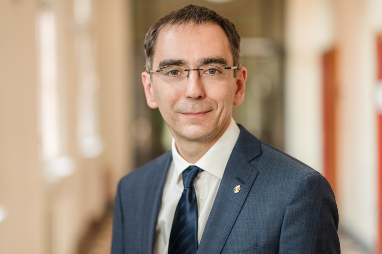 Frank Schubert ist Geschäftsführer des Medizinischen Versorgungszentrums...