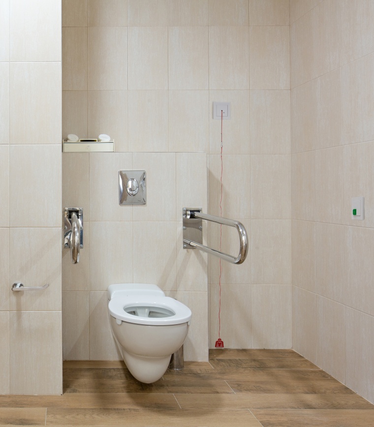 WC mit Notrufsystem von Kopp