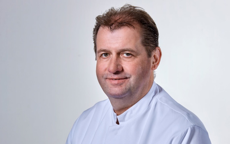 Dr. Torsten Thiel, Leitender Oberarzt der Klinischen Akut- und Notfallmedizin...