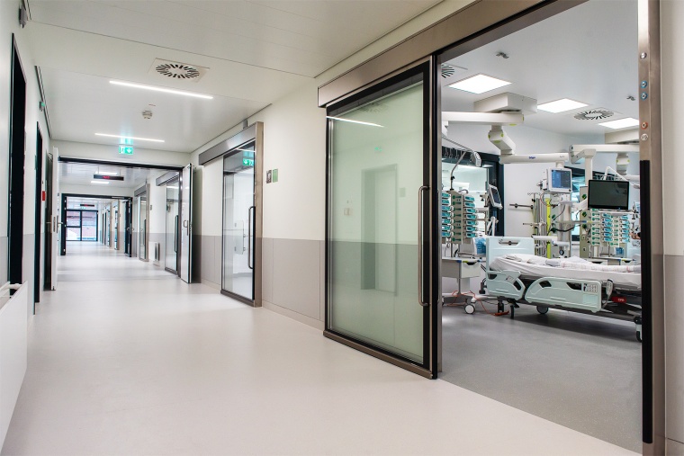 Zweibettzimmer zur Behandlung von COVID-19-Patienten Foto: Cadolto Modulbau GmbH