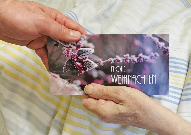 Neben Besserungswünschen kann auch eine Weihnachts-Karte versendet werden....