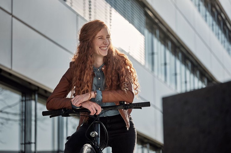 Paracelsus-Mitarbeiterinnen und -Mitarbeiter können jetzt aufsatteln. Foto:...