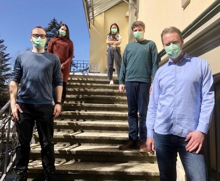 Silvio Steiner (unten l.), Jenna Kelly (oben l.), Mitra Gultom (oben M.),...