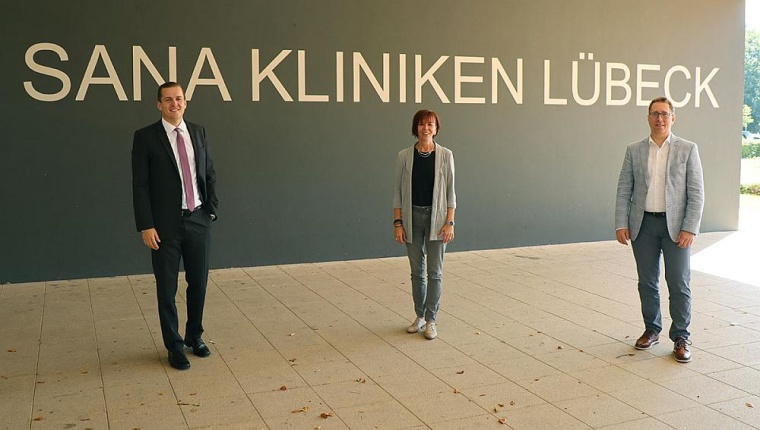 Klinikgeschäftsführer, Dr. Christian Frank, und Anke Fromm-Lorenz, stv....