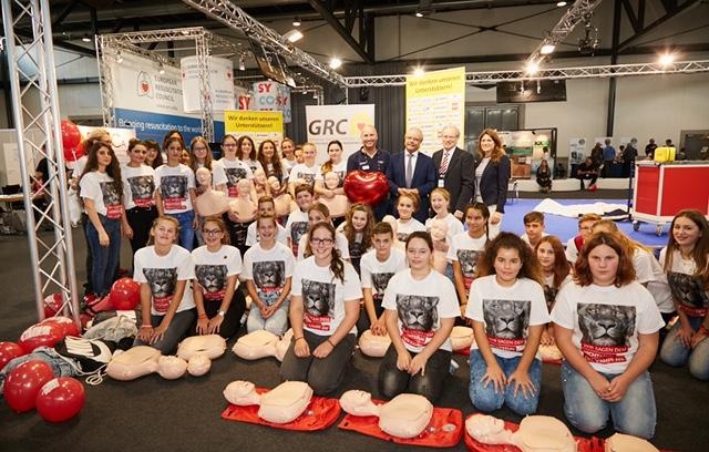 Schülertraining, Resuscitation 2017 in Freiburg im Breisgau. Foto: GRC