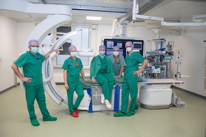 Team des Herzzentrums der Zentralklinik Bad Berka: Dr. Santi Raffa, Schwester...