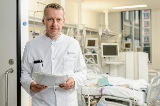 Leitlinienkoordinator Professor Stefan Kluge. Foto: WB/Ronald Frommann