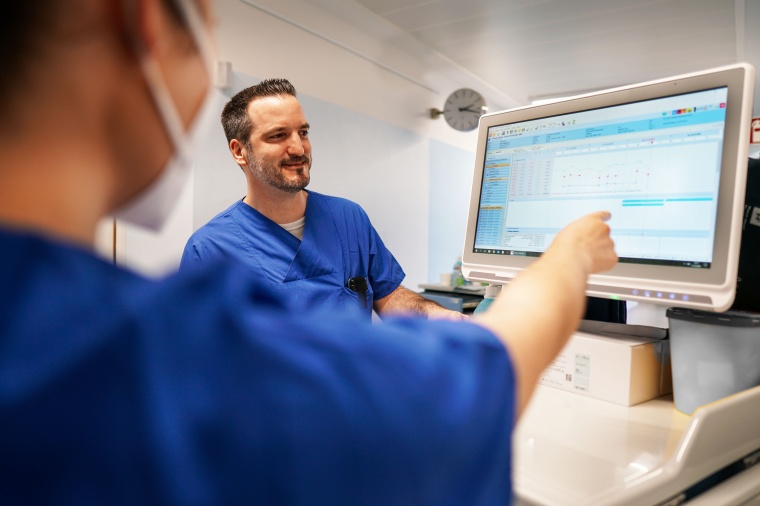 Die Dokumentation der Vitalzeichen, Visiteneinträge und medizinischen...