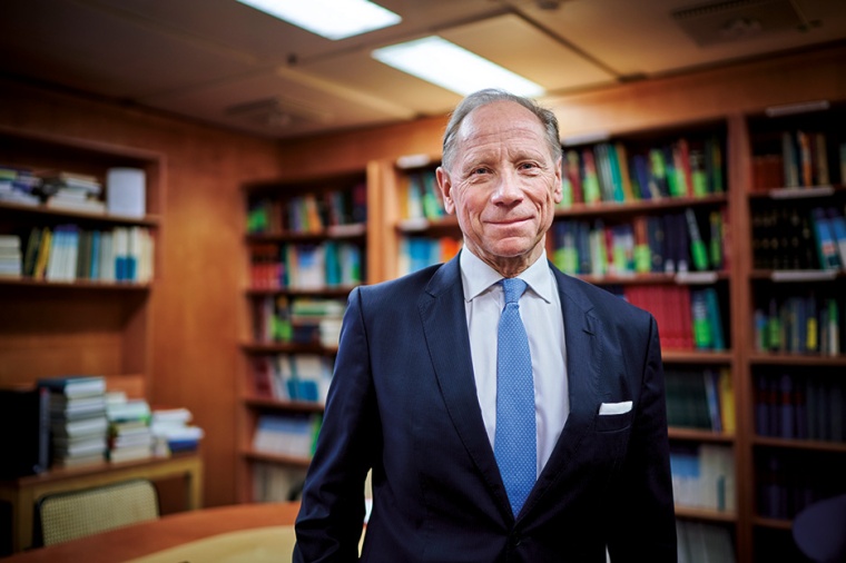 Prof. Dr. Christian Herold