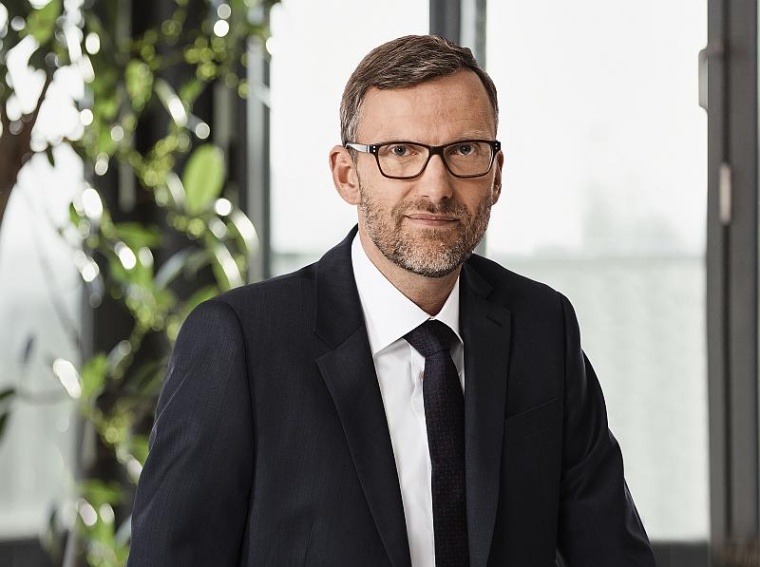 Gunter Röper betreut als Geschäftsführer den Vertrieb und das Marketing der...