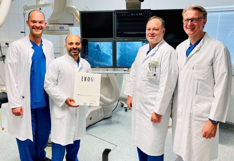 v. l.: Dr. Dennis Rottländer, Dr. Ehssan Berenjkoub, Dr. Helge Anders und...