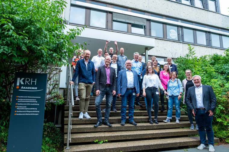 Große Freude bei allen am SkillsLab Kliniklandschaft beteiligten Bereichen und...