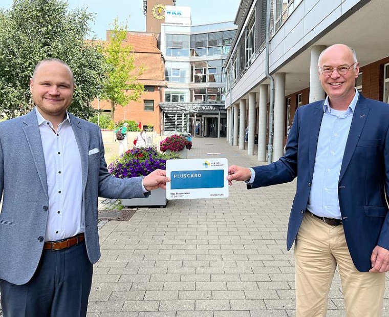 Der Geschäftsführer und Regionalleiter Nord-West von „Wir für...