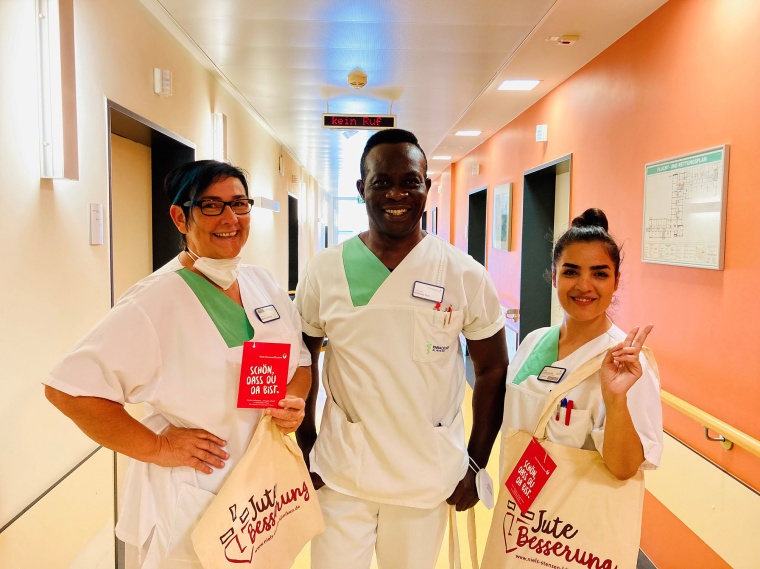 „Schön, dass du da bist“ – Niels-Stensen-Mitarbeitende am Standort...