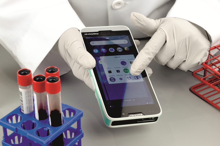 Optimiertes Datenmanagement mit mobilem Datenerfassungsgerät Foto: Mediaform