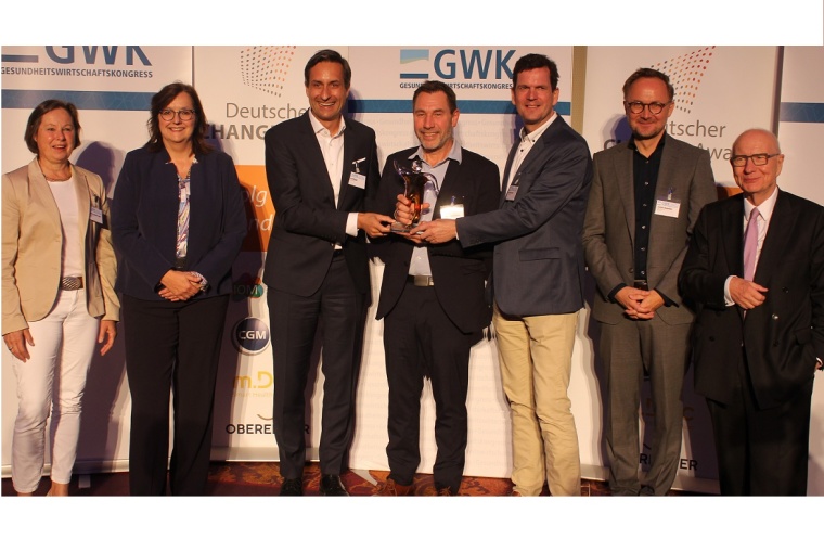 v.l.n.r. Dr. Martina Oldhafer (Jury-Mitglied), Dr. Ruth Hecker (Jury-Mitglied...