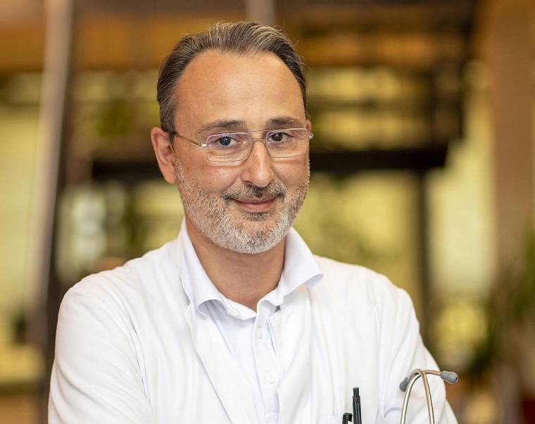 Dr. Timon Vassiliou ist neuer Ärztlicher Direktor des DGD...