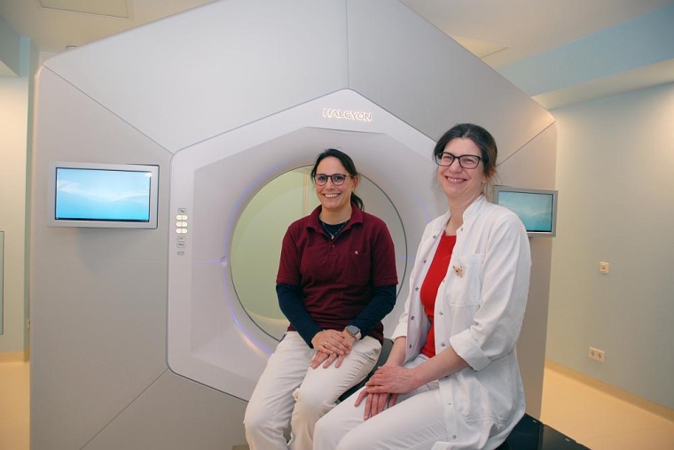 Das Strahlentherapie-Leitungsteam mit Dr. Carmen Timke und MTRA Diana...