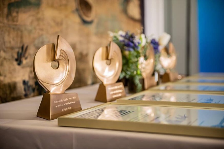 Preisverleihung in Bonn: Deutsche Krebshilfe Preise für die Jahre 2020, 2021...