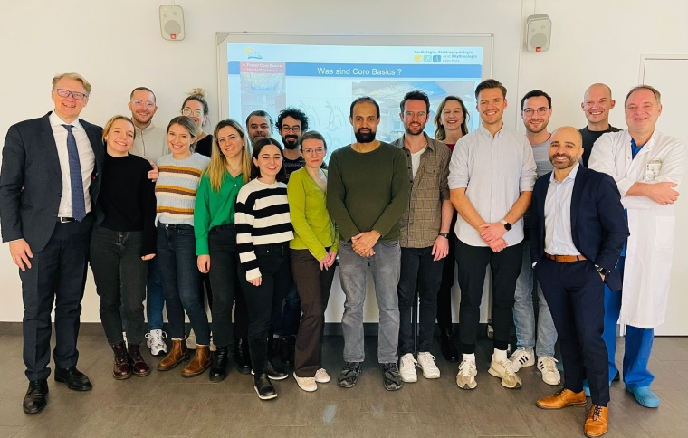 Das kardiologische Team im Krankenhaus Köln-Porz begrüßte eine Gruppe von...