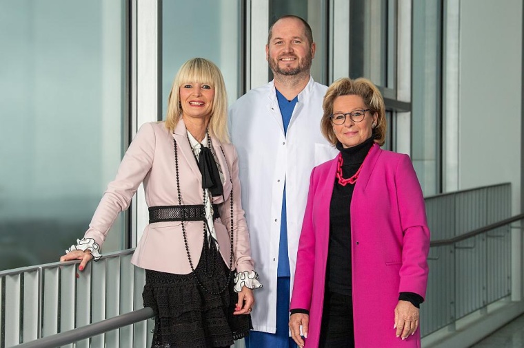 v.l.n.r.: Sarah Buchmann (Geschäftsführerin), Dr. Christian Reyher...