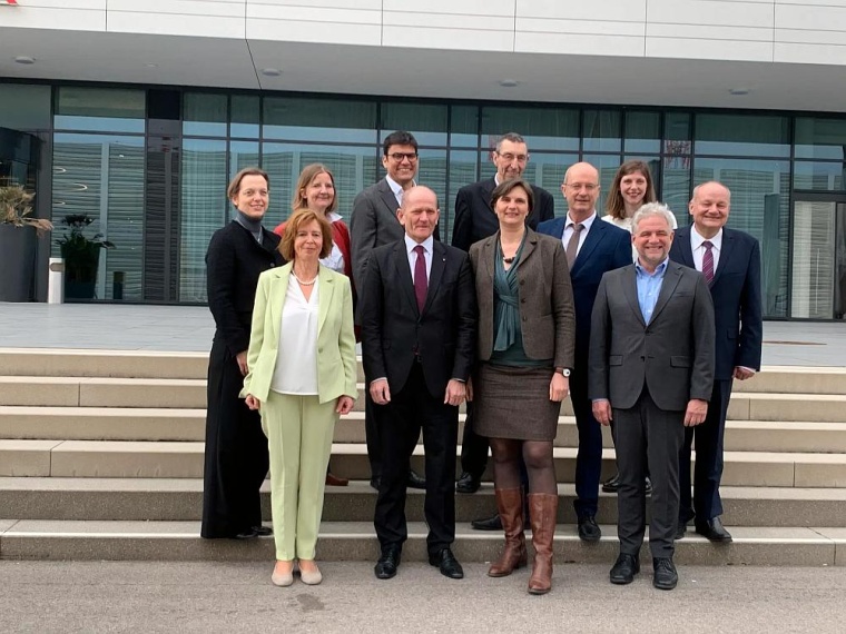 Dr. G. Weißgerber, Dr. P. Hezler-Rusch, Dr. S. Blankenhorn, Dr. R. Maitra,...