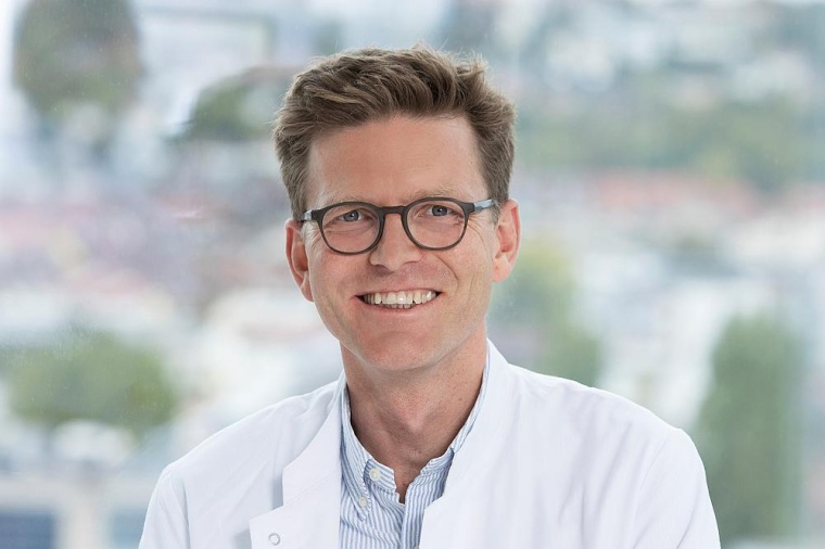 Dr. Axel Tobias Kempa leitet seit 2019 die Klinik für Pneumologie, Intensiv-...