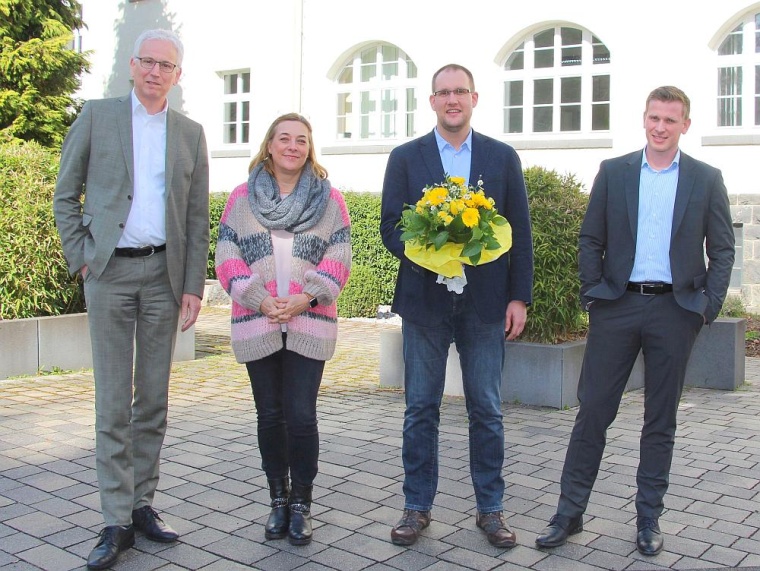 Geschäftsführer Martin Engelhardt, Klinikdirektorin Dr. Stefanie von Rosen...