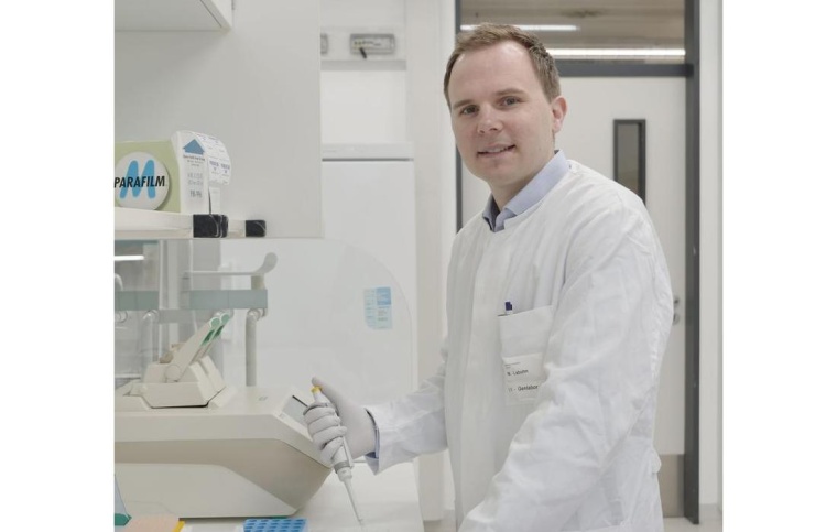 Helmholtz-Nachwuchsgruppenleiter Dr. Yannic Bartsch, Foto: Twincore/Grabowski