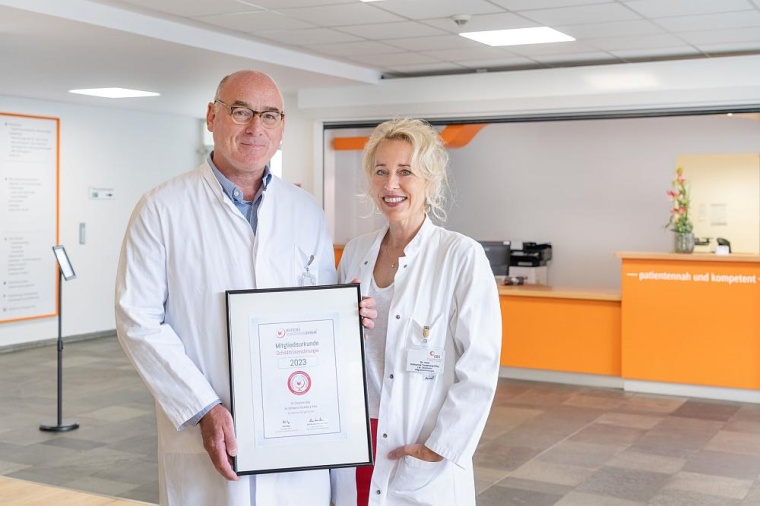 Chefarzt Dr. med. Christian Kley und die Leitende Oberärztin Dr. med....