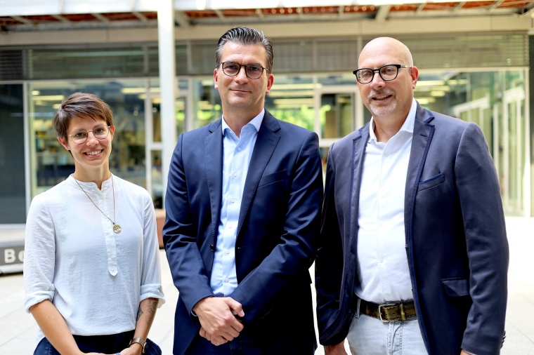 Die leitenden Wissenschaftler dieser Forschungsarbeit: Dr. Meike Emondts (l.),...