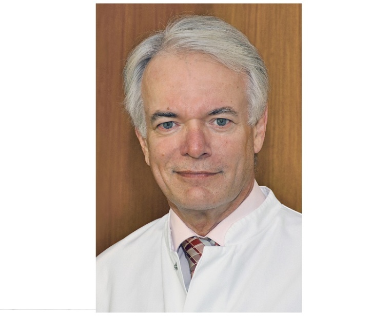 Prof. Dr. Dr. h.c. Rudolf Hagen leitete seit 2005 als Direktor die HNO-Klinik...