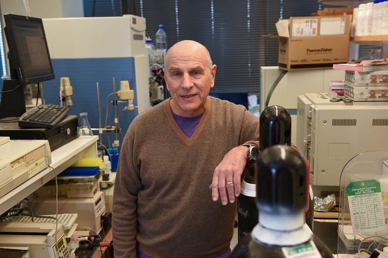 Dennis L. Kasper, Foto: Richard Groleau, Harvard Medical School