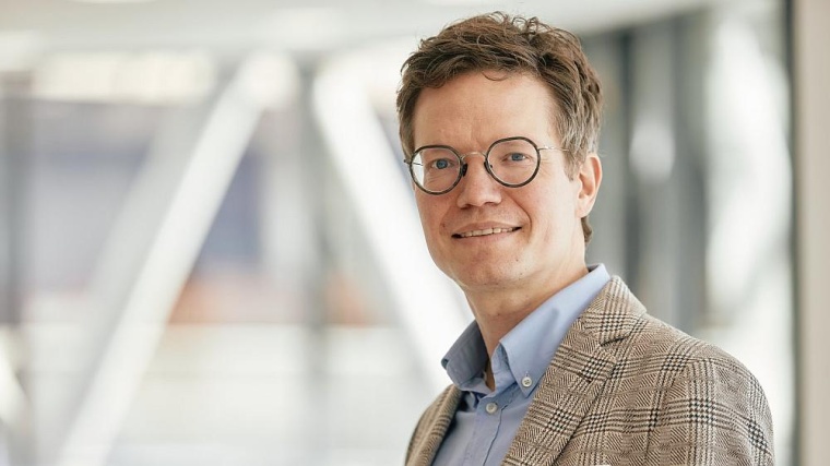 „Etwa die Hälfte der erwachsenen Allgemeinbevölkerung nutzt...