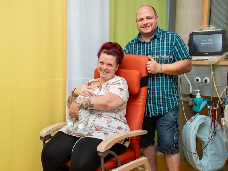 Sarah und René Hockauf aus Bautzen profitierten als eine der ersten Familien...