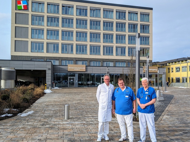 v.l.n.r.: Dr. med. Norbert Peters, Ärztlicher Direktor der Arnsberger...