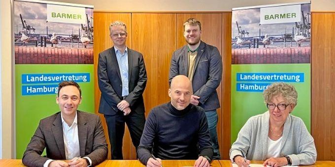 v.l.n.r.: Daniel Amrein (Geschäftsführer der Asklepios Kliniken Hamburg),...