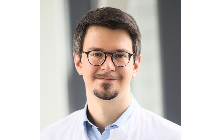 Neue Monitoring-Möglichkeit für seltene Augenerkrankung PD Dr. Maximilian...